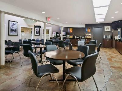 Western Airport Hotel