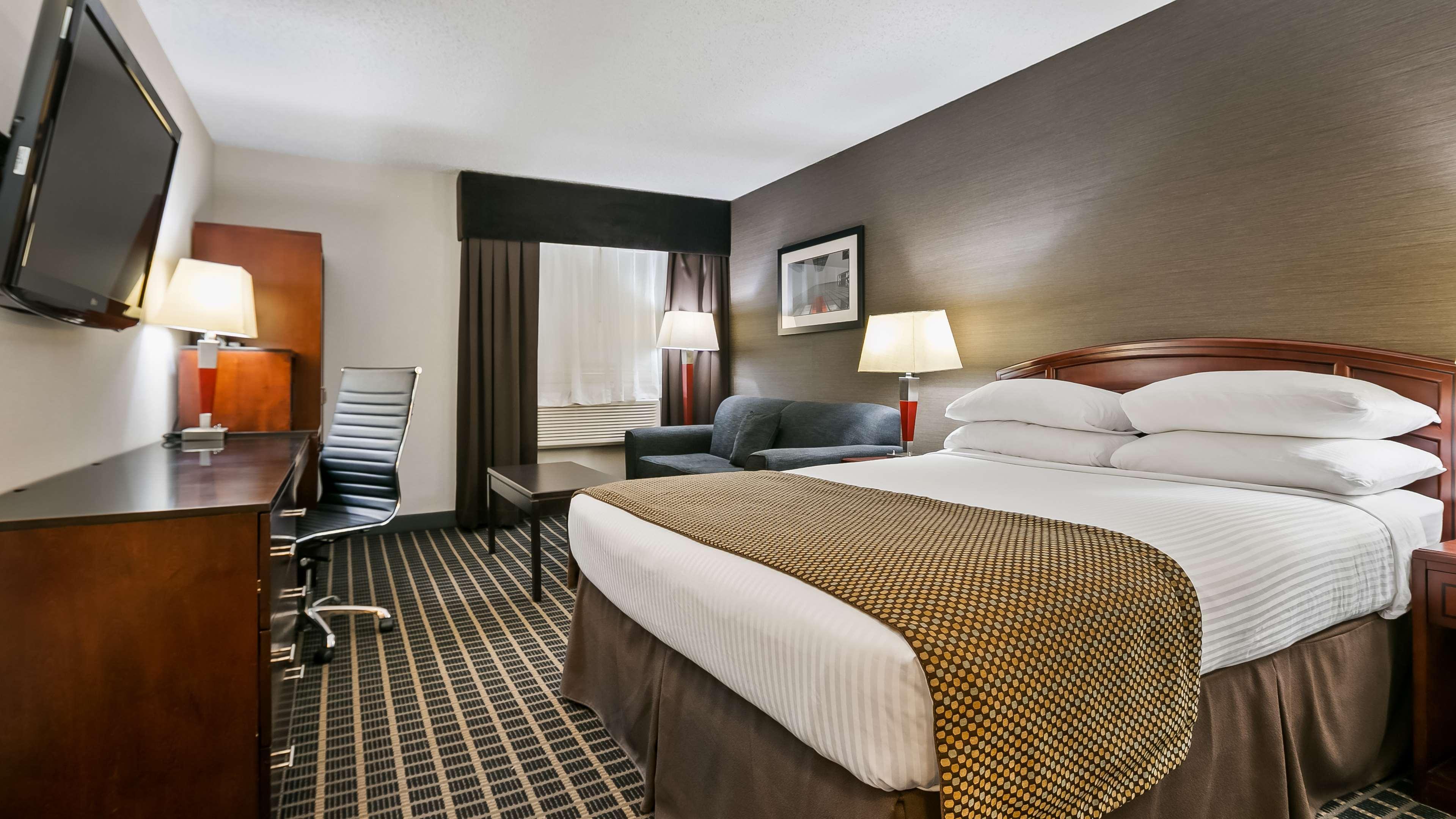 Hotel Western Airport 3*