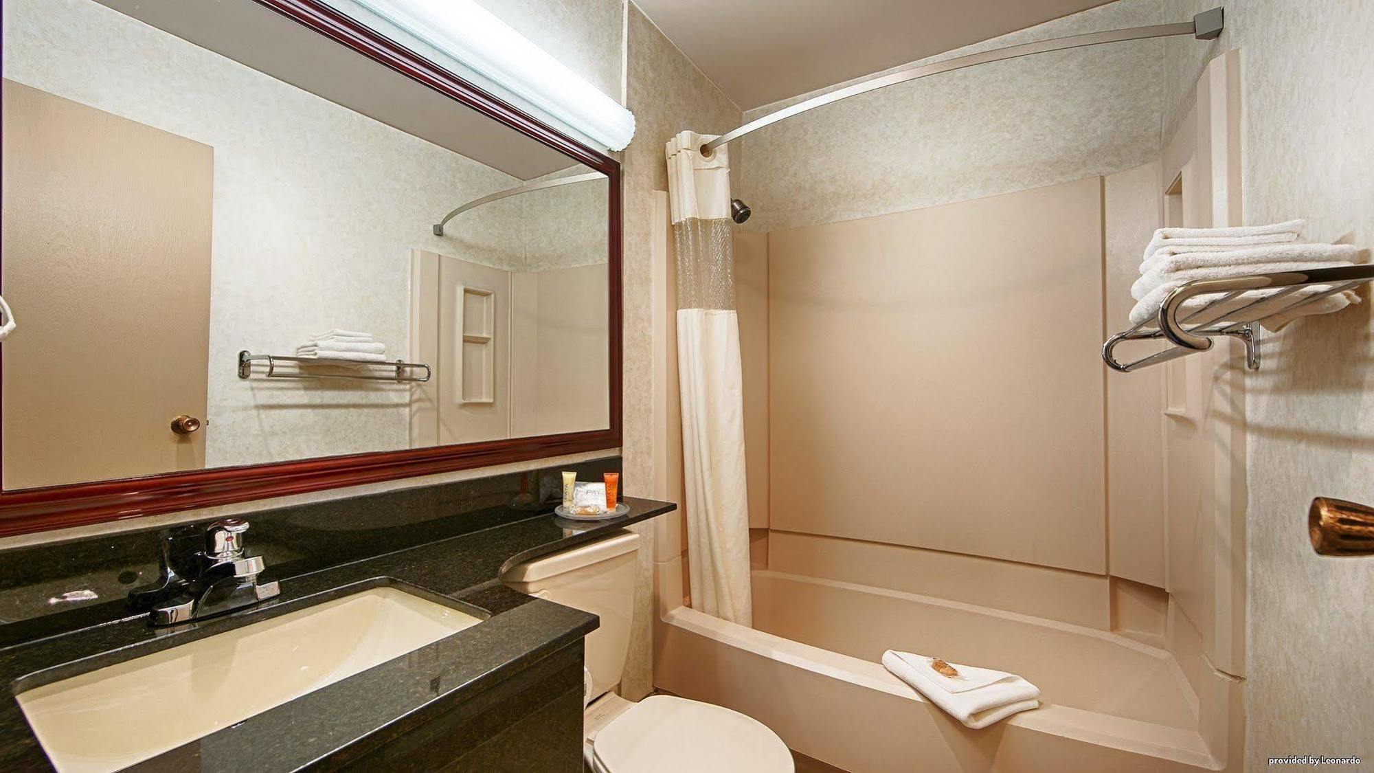 Western Airport 3* Calgary